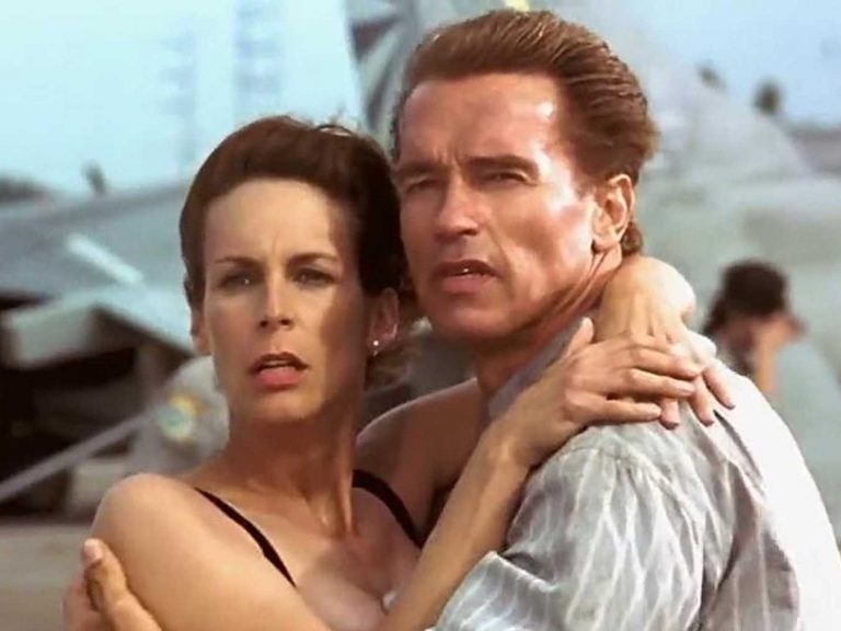 Arnold Schwarzenegger e Jamie Lee Curtis, de True Lies, se reúnem em foto