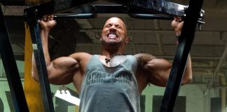 Dwayne Johnson se machuca no set de seu novo filme