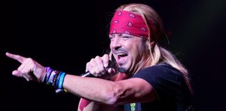 Every Rose Has Its repouso | Bret Michaels tentou voltar e os médicos mandaram parar